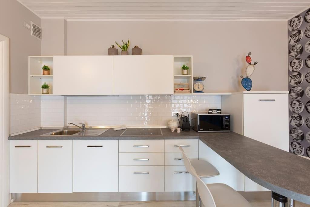 My Charming Apartments Ai Navigli-Vigevano Suite มิลาน ภายนอก รูปภาพ