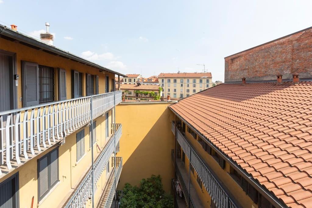 My Charming Apartments Ai Navigli-Vigevano Suite มิลาน ภายนอก รูปภาพ